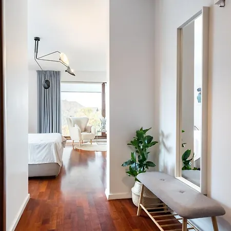 Apartment Urban Serenity