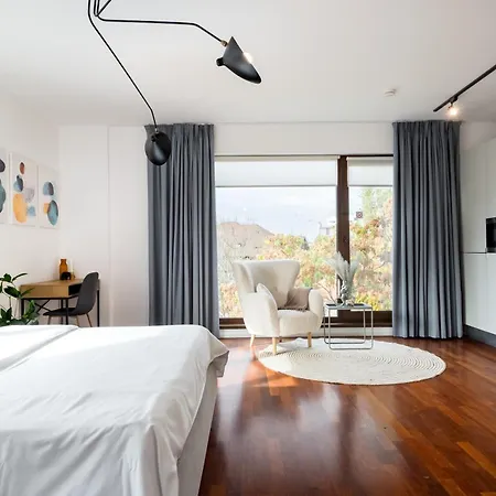 Apartment Urban Serenity