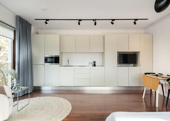 Urban Serenity Apartman *